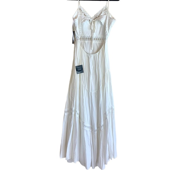 Lulu’s Sleeveless Backless Lace Cutout Maxi Dress White Rayon Boho Bridal - Picture 9 of 14